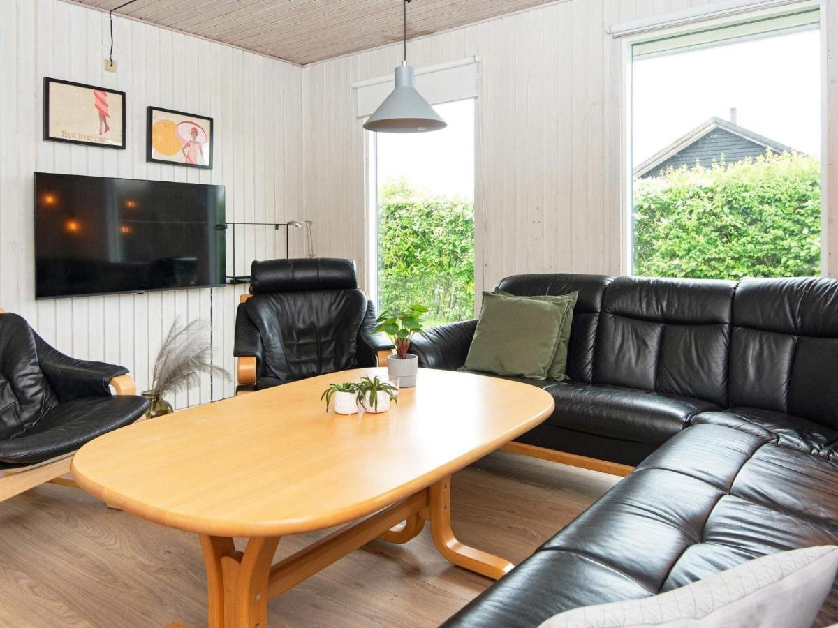 9 Person Holiday Home In Juelsminde Sonderby  Kültér fotó