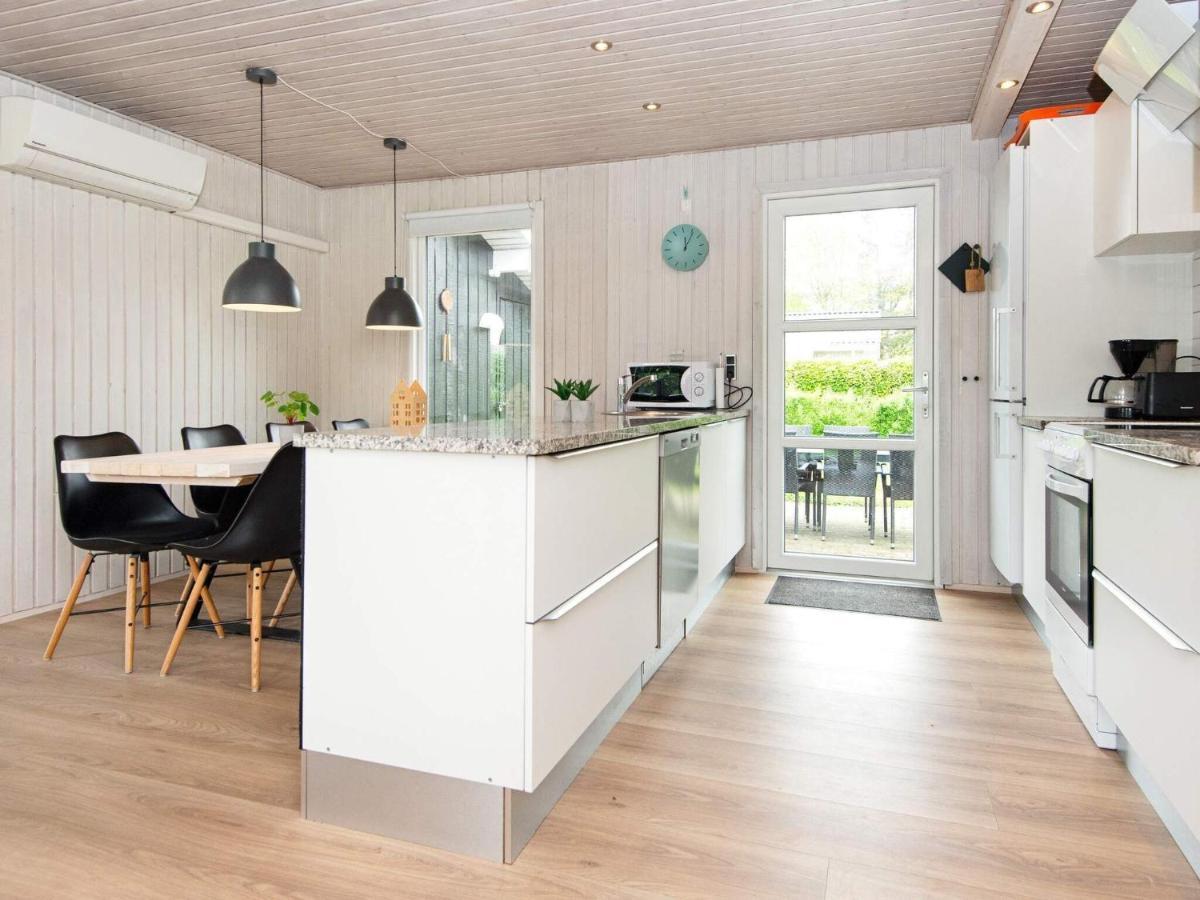 9 Person Holiday Home In Juelsminde Sonderby  Kültér fotó