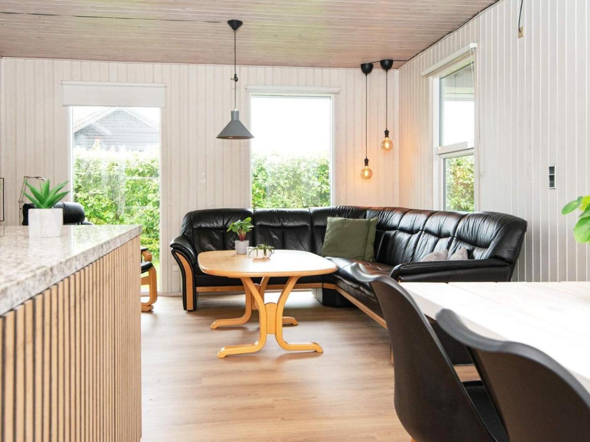 9 Person Holiday Home In Juelsminde Sonderby  Kültér fotó